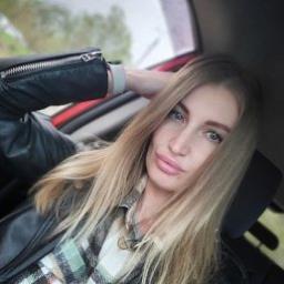  Аня