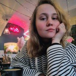  Лена