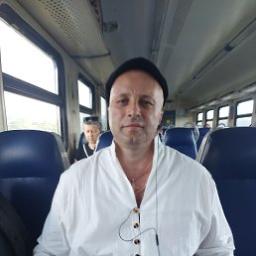  Женя