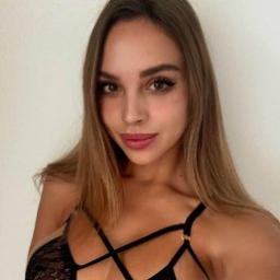  Анна