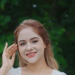  Маруся