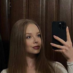  Алина