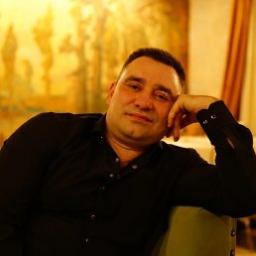  Анатолий