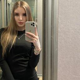  Яна