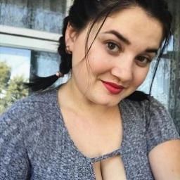  Анна