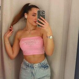  Анна