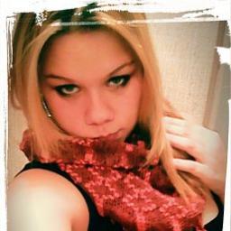  Алина