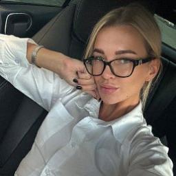 Анна