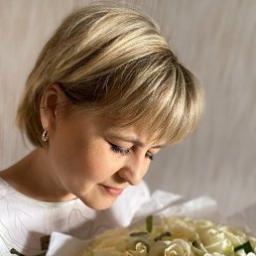  Алина