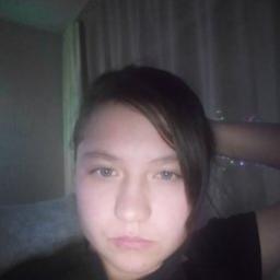  Валя
