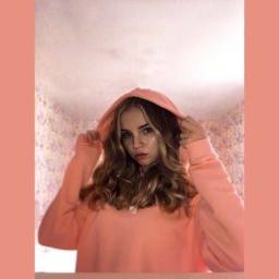  Алена