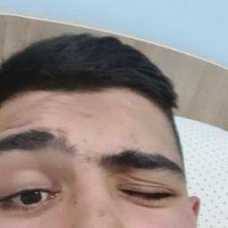  Alex