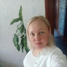  Аня