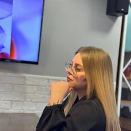 Анастасия