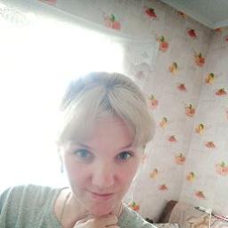  Аня