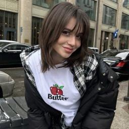  Ева