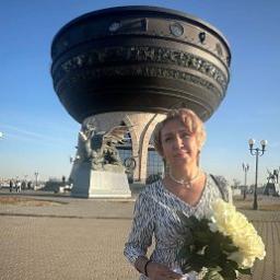  Роза