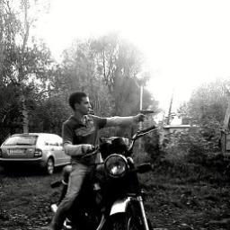  Андрей