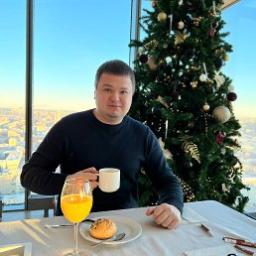 Сергей