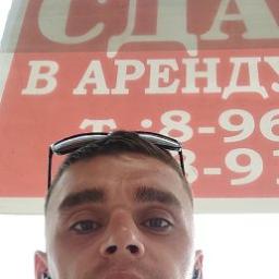  Артем