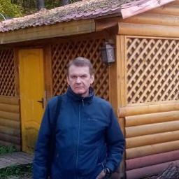  Антон