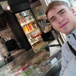  Аркадий