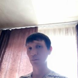  Евгений